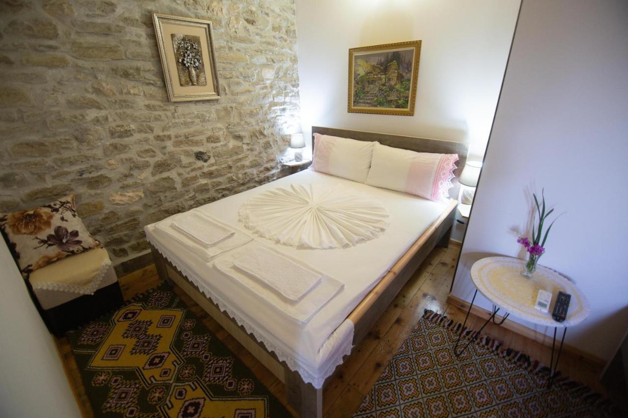 Hotel The Mosaic House - Shtepia Me Mozaik Përmet Exterior foto